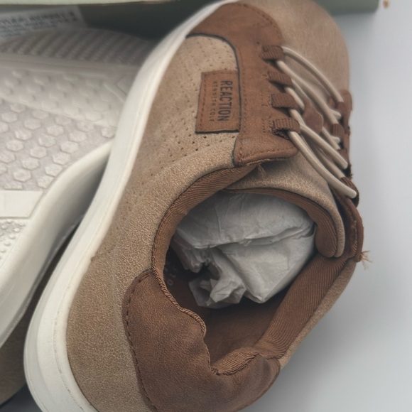 Kenneth Cole New York Little Boys Canvas
Sneakers, shoes bone - Picture 7 of 9